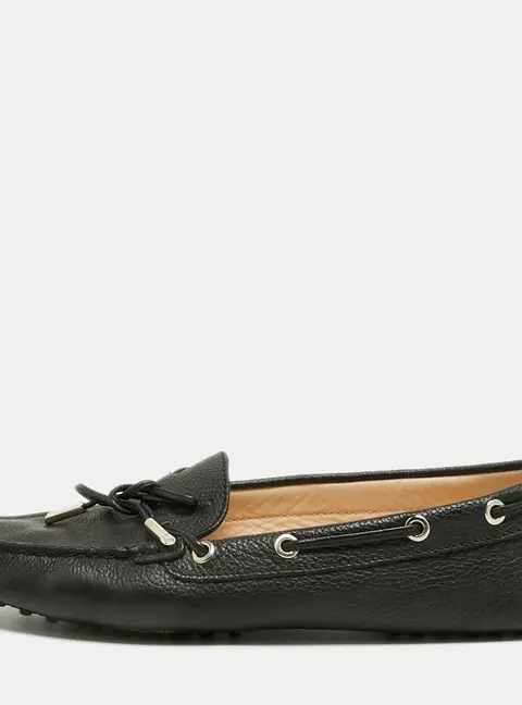 Tod's Gommino Size 40.5 Black Leather Slip On Loafers