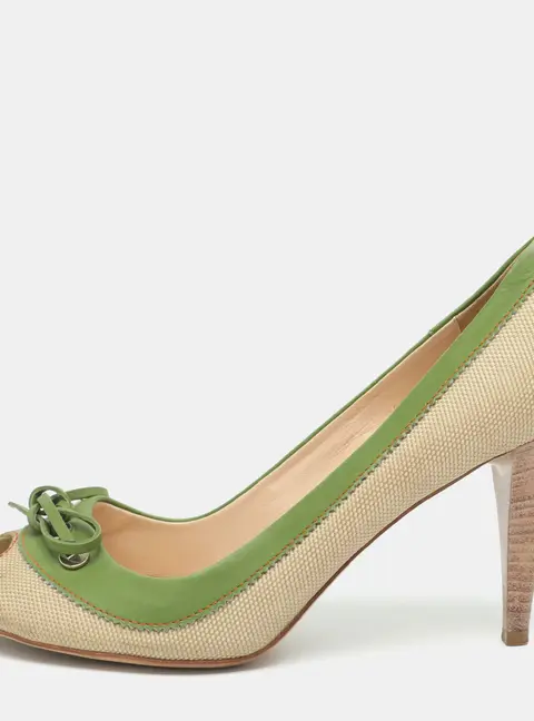 Tod's Size 39.5 Green Balistic Nylon and Leather Peep Toe Pumps