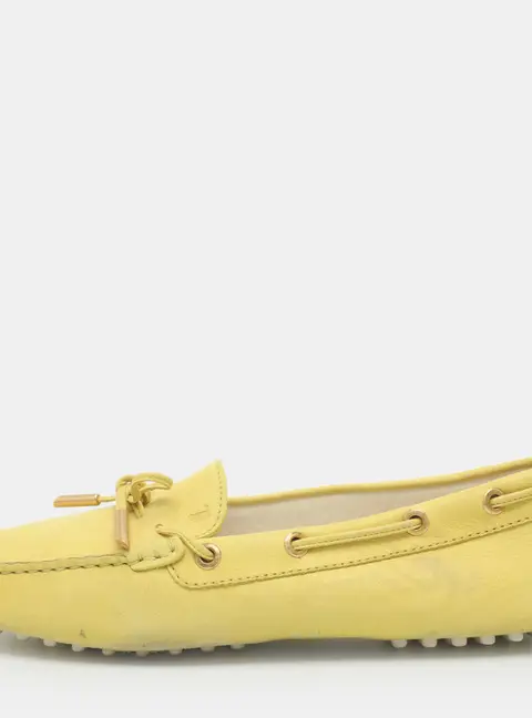 Tod's Bow Size 38.5 Yellow Nubuck Leather Loafers