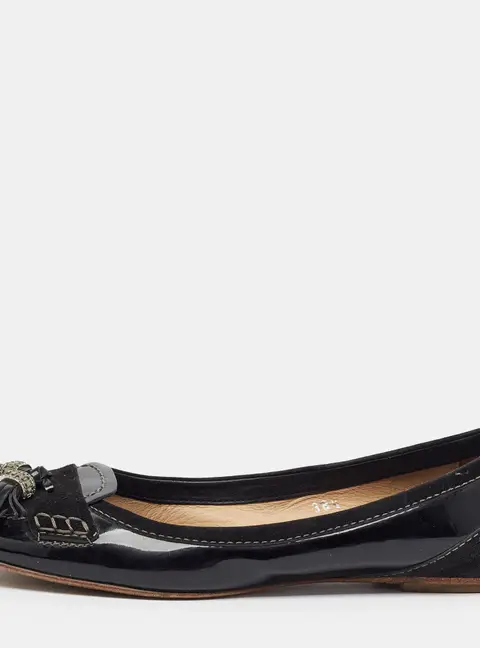 Tod's Size 38.5 Black Patent Leather and Suede Tassel  Ballet Flats