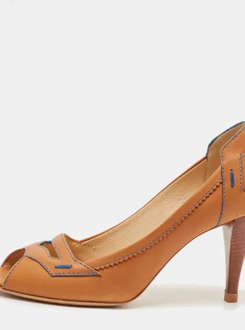 Tod's Size 36 Tan Leather Stitch Detail Open Toe Pumps