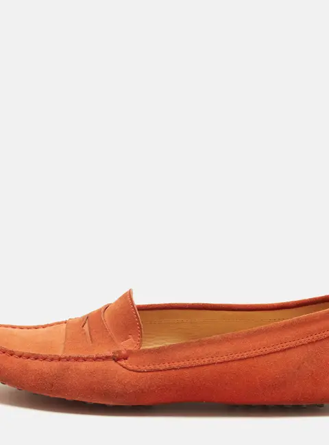 Tod's Gommino Size 39.5 Orange Suede Slip On Driver Loafers