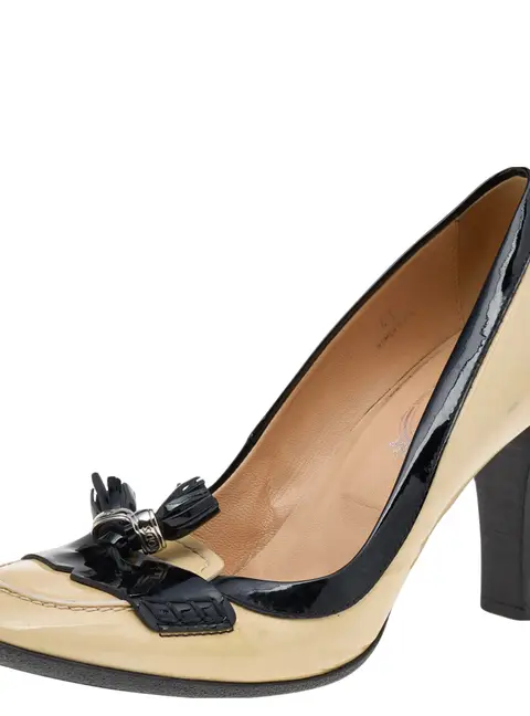 Tod's Beige/Black Patent Leather Tassel Loafer Pumps Size 41