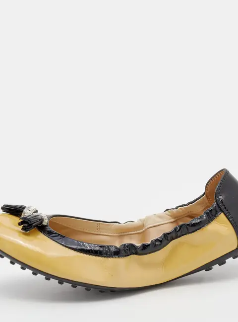 Tod's Beige Patent Leather Embellished Tassel Scrunch Ballet Flats Size 39.5