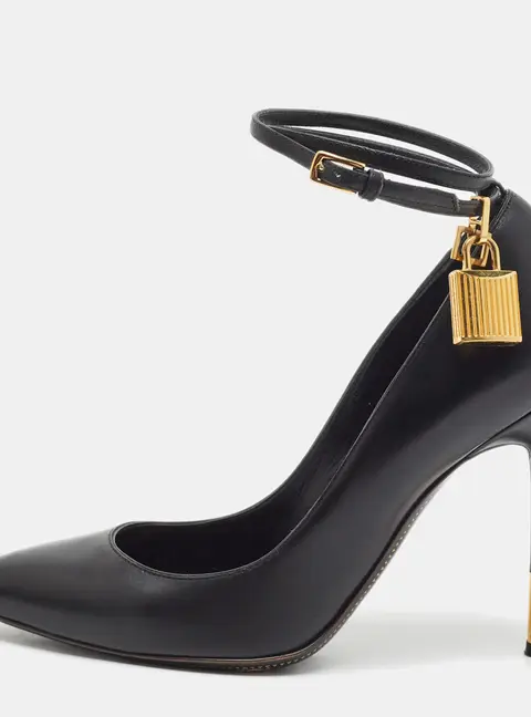 Tom Ford Padlock Size 36.5 Black Leather Pointed Toe Pumps
