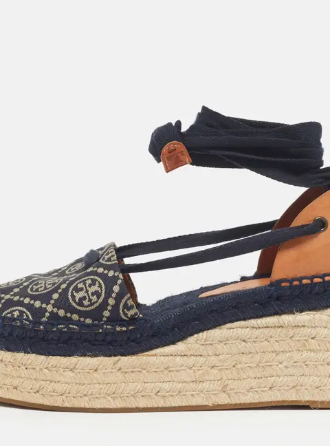Tory Burch Size 38.5 Blue Denim Wedge Espadrille Sandals
