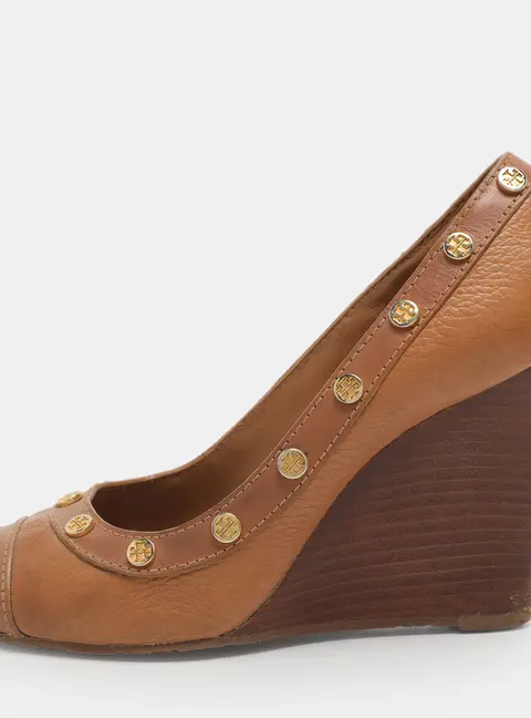 Tory Burch Size 37 Brown Leather Peep Toe Wedge Pumps