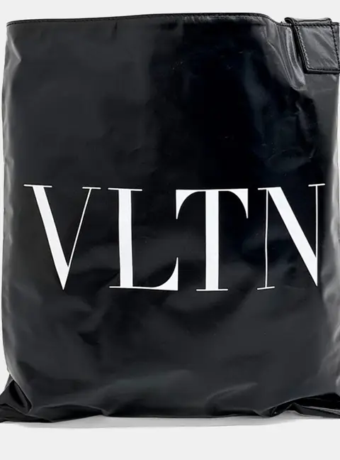 Valentino Black Leather Garavani crossbody bag
