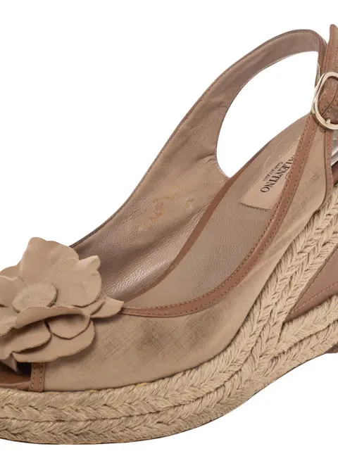 Valentino Beige Fabric And Leather Flower Platform Espadrille Wedge Slingback Sandals Size 37.5