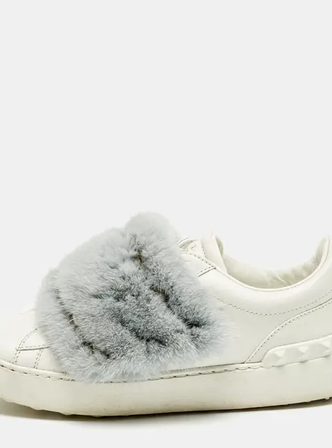 Valentino White/Blue Mink Fur And Leather Rockstud Low Top Sneakers Size 37.5