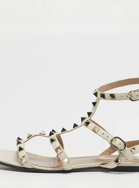 Valentino Rockstud Size 36 White Leather Ankle Strap Flat Sandals