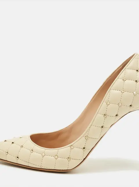 Valentino Rockstud Size 41 Cream Leather D'orsay Pumps