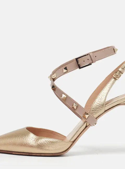Valentino Rockstud Size 39 Gold Leather Slingback Pumps