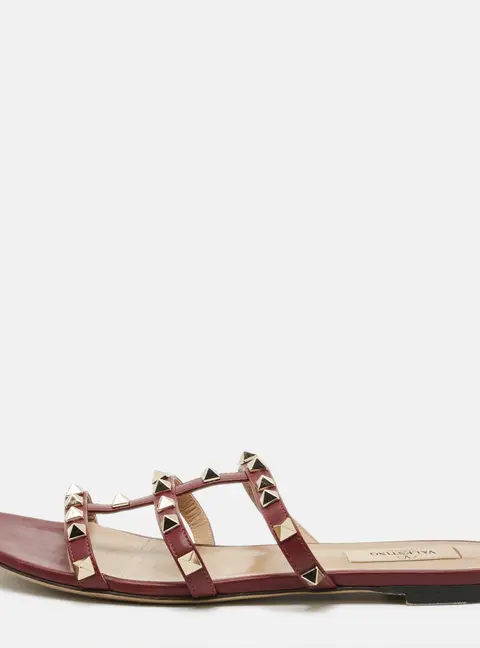 Valentino Rockstud Size 38 Burgundy Leather Flat Sandals