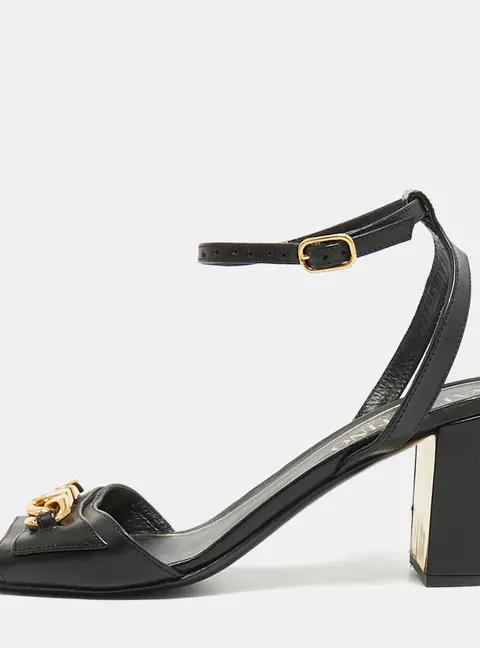 Valentino VLogo Size 38.5 Black Leather Ankle Strap Sandals
