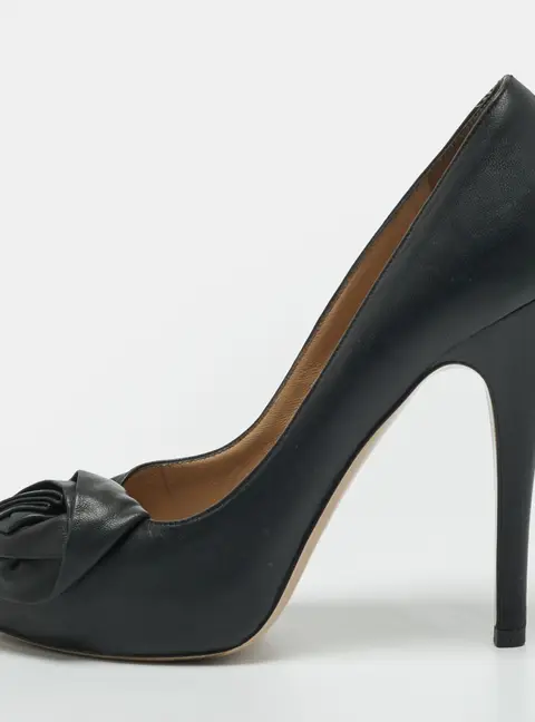 Valentino Size 37 Black Leather Bow Flower Peep Toe Pumps