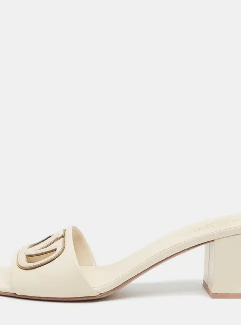 Valentino VLogo Size 38.5 Cream Leather Slide Sandals