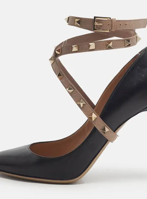 Valentino Rockstud Size 39 Black/Beige Leather Pumps