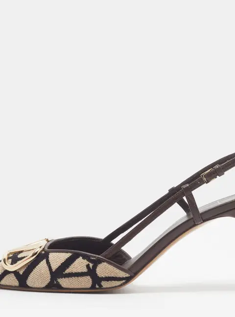 Valentino Escape V logo Size 38 Tricolor Jacquard and Leather Slingback Pumps