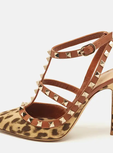 Valentino Rockstud Size 36 Beige/Brown Canvas and Leather Pumps