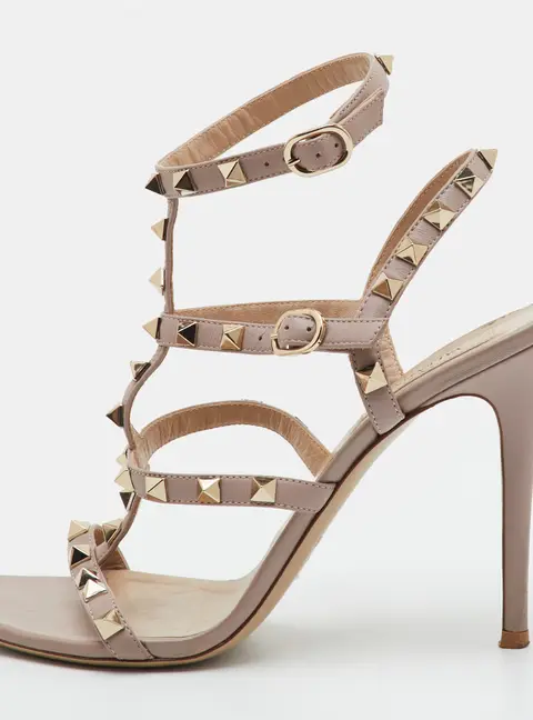 Valentino Rockstud Size 38.5 Beige Leather Ankle Strap Sandals