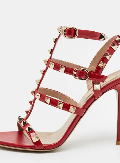 Valentino Garavani Rockstud Size 35.5 Red Patent Leather Ankle Strap Sandals