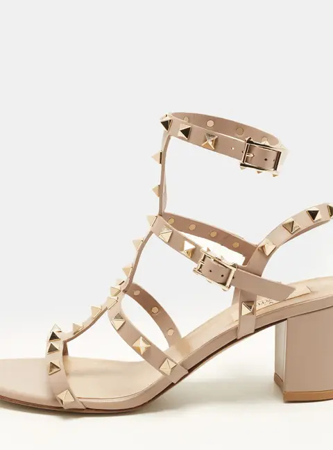 Valentino Rockstud Size 39 Beige Leather Ankle Strap Sandals