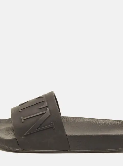Valentino VLTN Size 39 Black Rubber Pool Slide