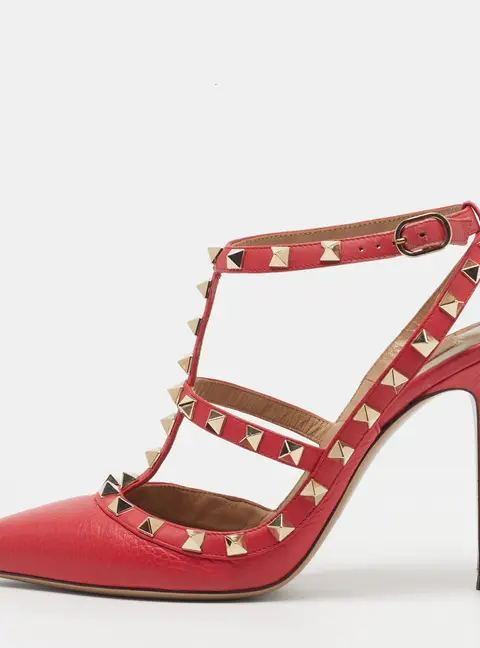 Valentino Rockstud Size 38 Red Leather Pumps