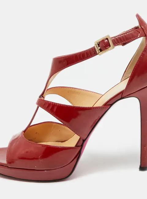 Versace Size 38 Red Patent Leather Ankle Strap Sandals