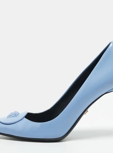 Versace Medusa Size 37 Light Blue Leather Pointed Toe Pumps