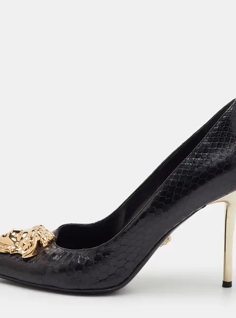 Versace Medusa Size 39 Black Python Leather Pointed Toe Pumps