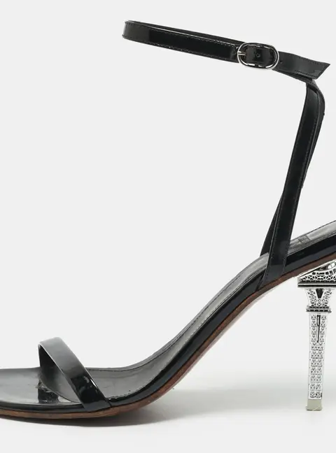 Vetements Size 39 Black Patent Leather Ankle Strap Sandals