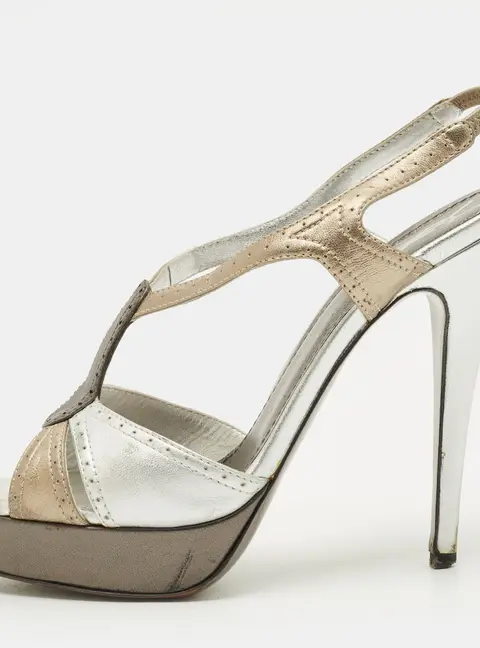 Yves Saint Laurent Size 38.5 Silver Leather Ankle Strap Sandals