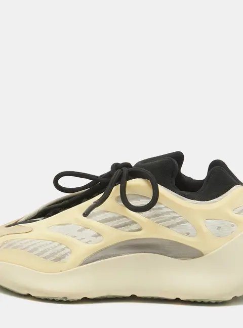 Yeezy x Adidas Two Tone Mesh and Rubber Yeezy 700 V3 Azael Sneakers Size 39 1/3