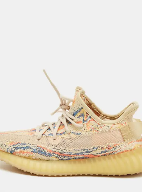 Yeezy x Adidas Boost 350 V2 Size 43.5 White Knit Fabric and Net Lace Up Sneakers