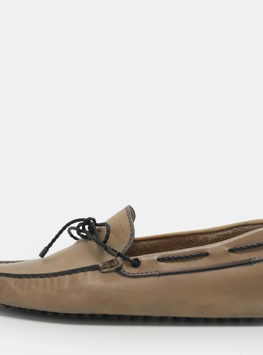 Tod's Size 42 Khaki Green Leather Loafers
