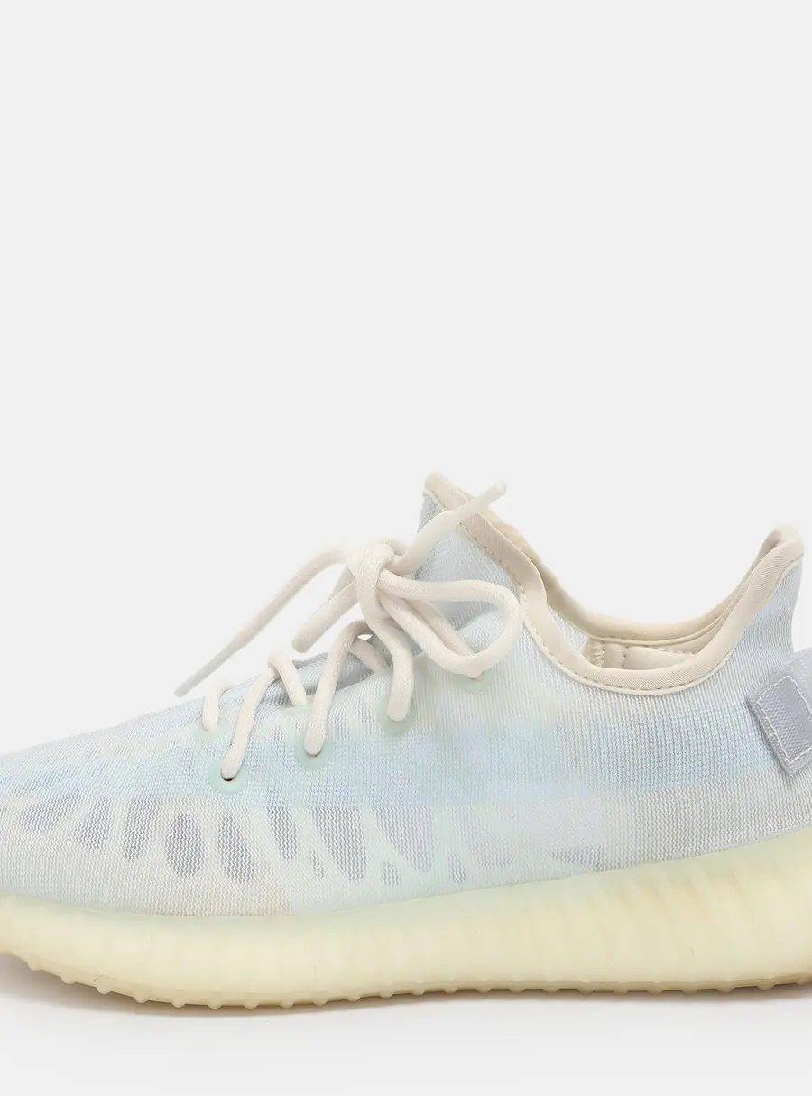 Yeezy x Adidas Blue Mesh Boost 350 V2 Mono Ice Sneakers Size 39 1/3
