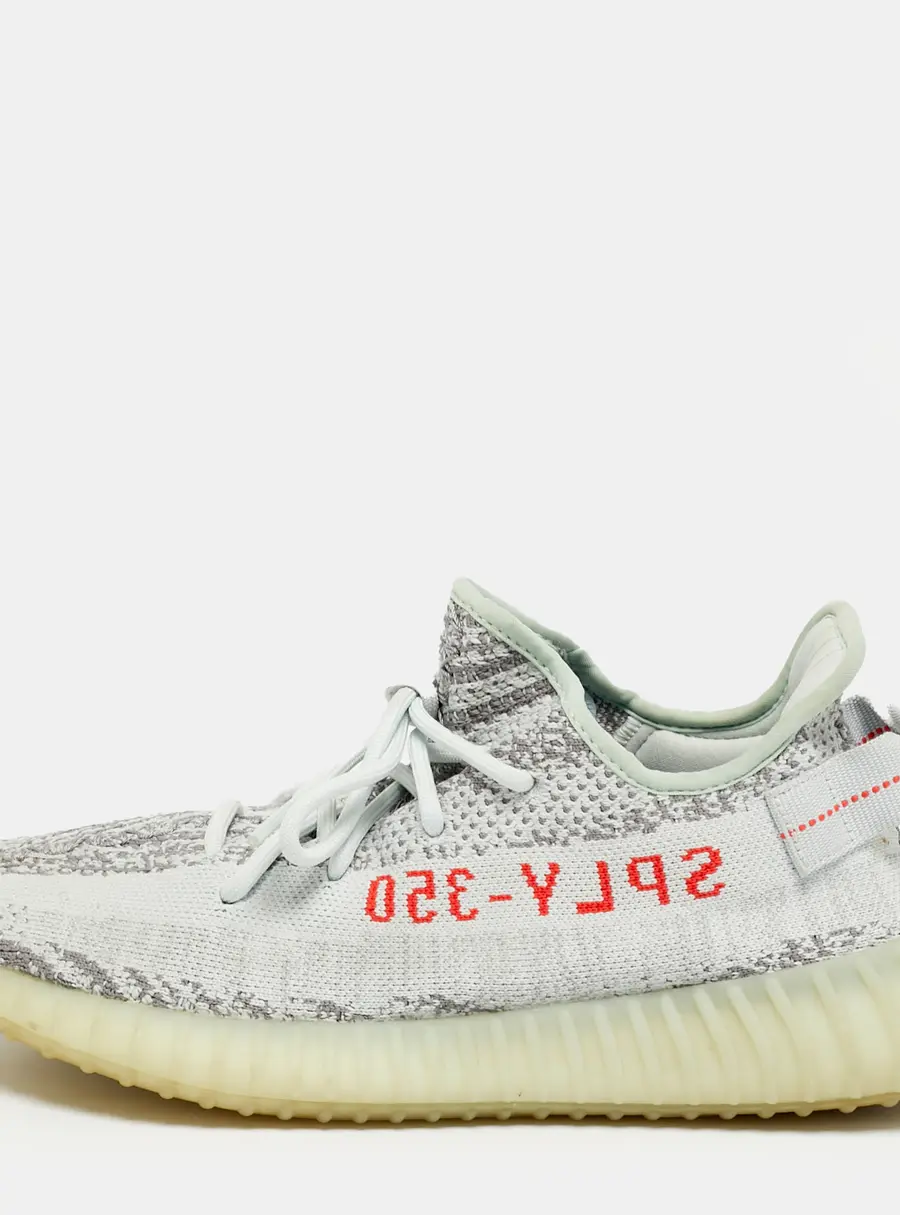 Yeezy x Adidas Boost 350 V2 Size 44 Grey Knit Fabric Low Top Sneakers