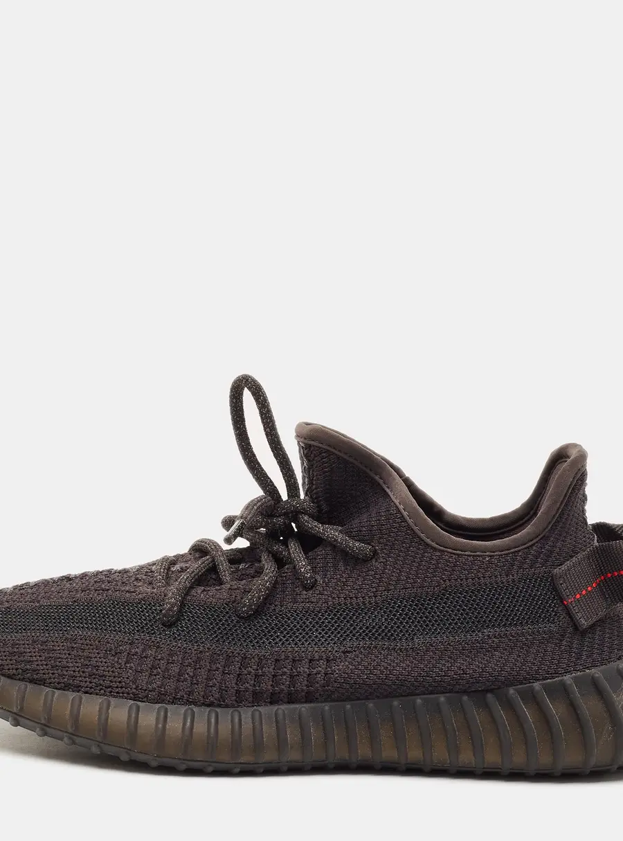 Yeezy x Adidas Boost 350 V2 Size 40.5 Dark Grey Knit Fabric and Mesh Low Top Sneakers