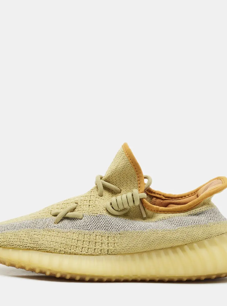 Yeezy x Adidas Boost 350 V2 Marsh Size 40.5 Yellow Knit Fabric Low Top Sneakers