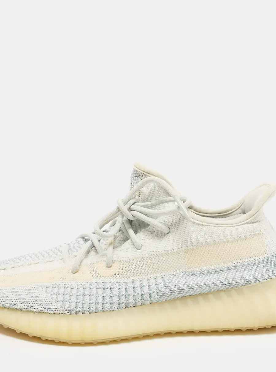 Yeezy x Adidas Boost 350 V2 Cloud (Non-Reflective) Size 44 Blue/White Knit Fabric Low Top Sneakers
