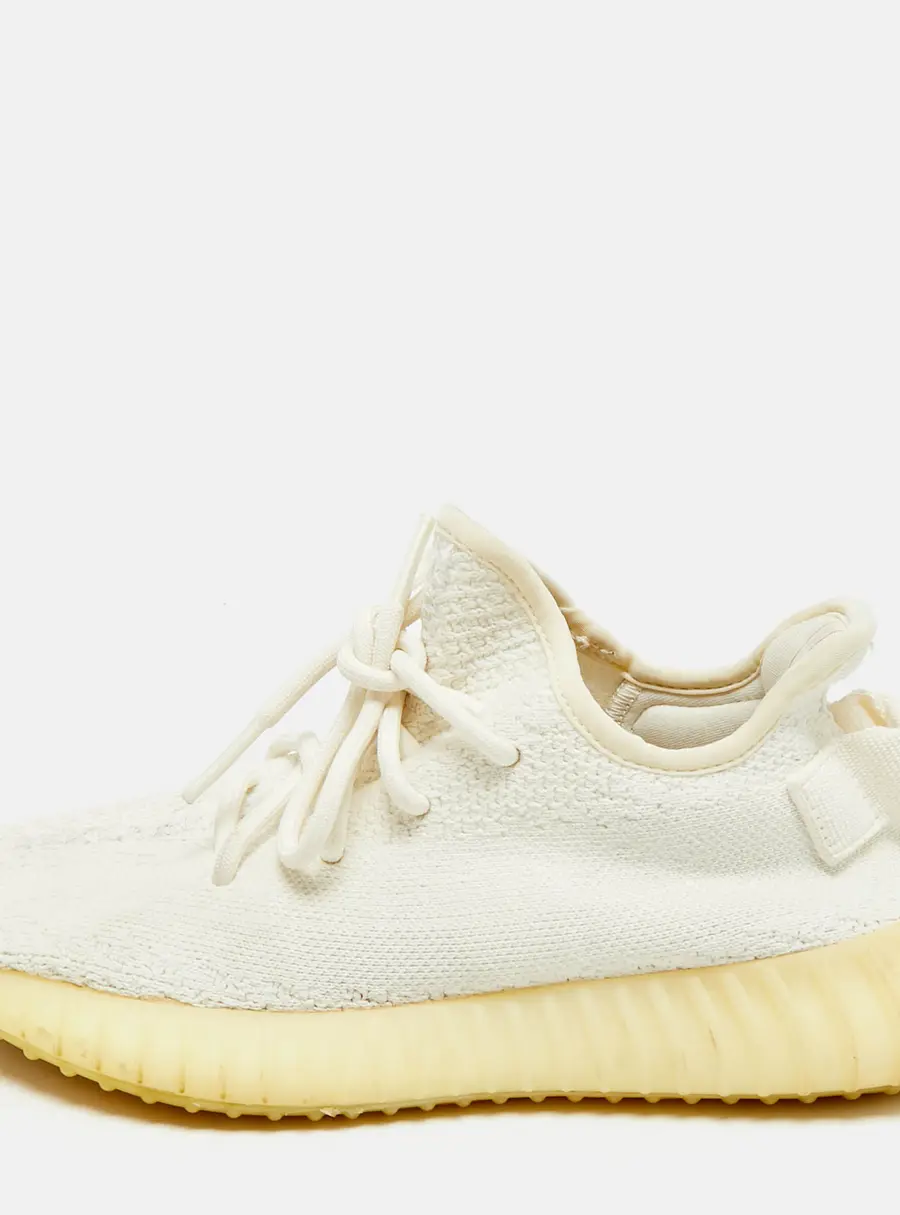 Yeezy x Adidas Boost 350 V2 Cream Size 39 1/3 White Knit Fabric Low Top Sneakers