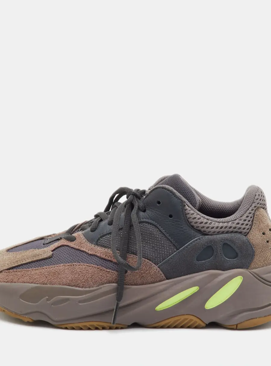 Yeezy x Adidas Boost 700 Mauve Size 42 2/3 Grey/Brown Mesh and Suede Low Top Sneakers