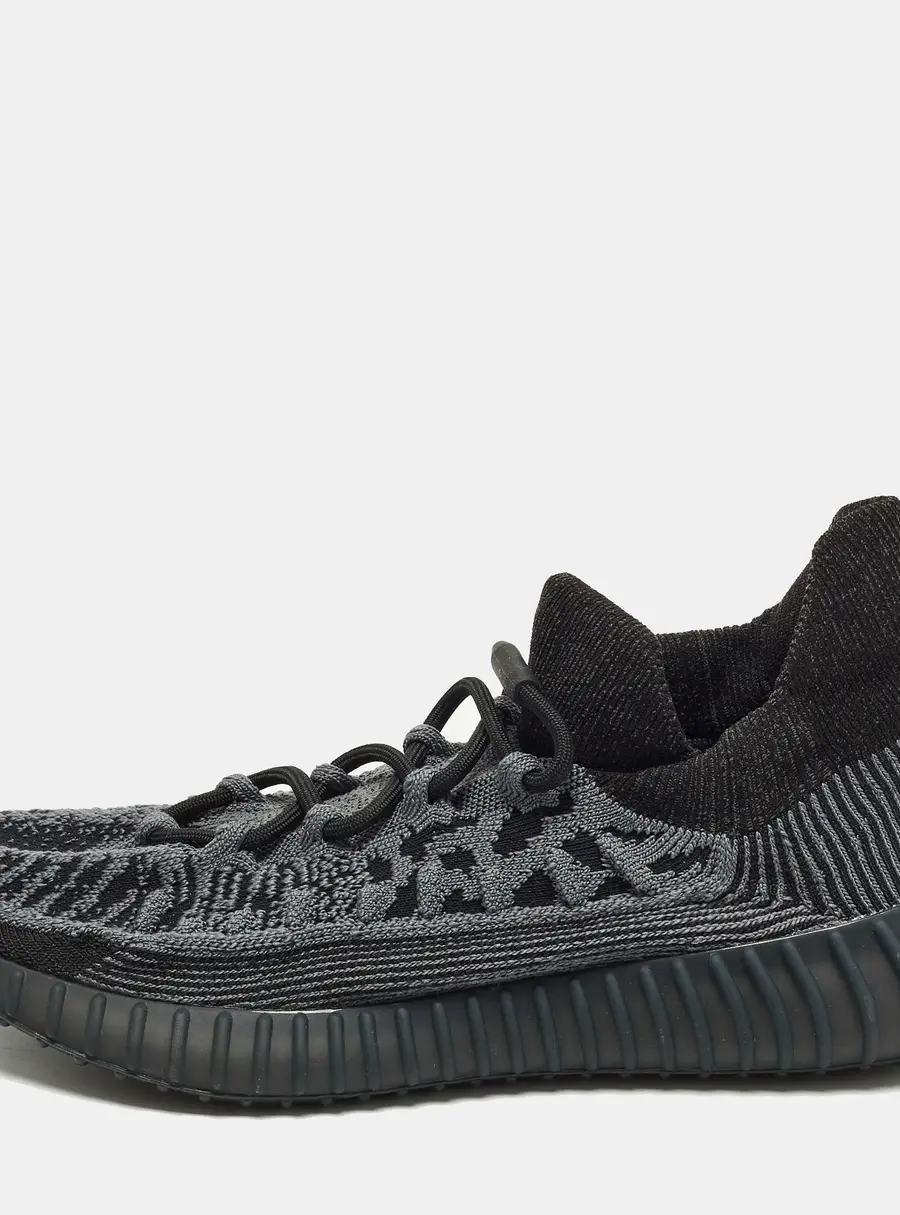 Yeezy x Adidas Boost 350 V2 CMPCT Size 42 Black Knit Fabric Lace Up Sneakers