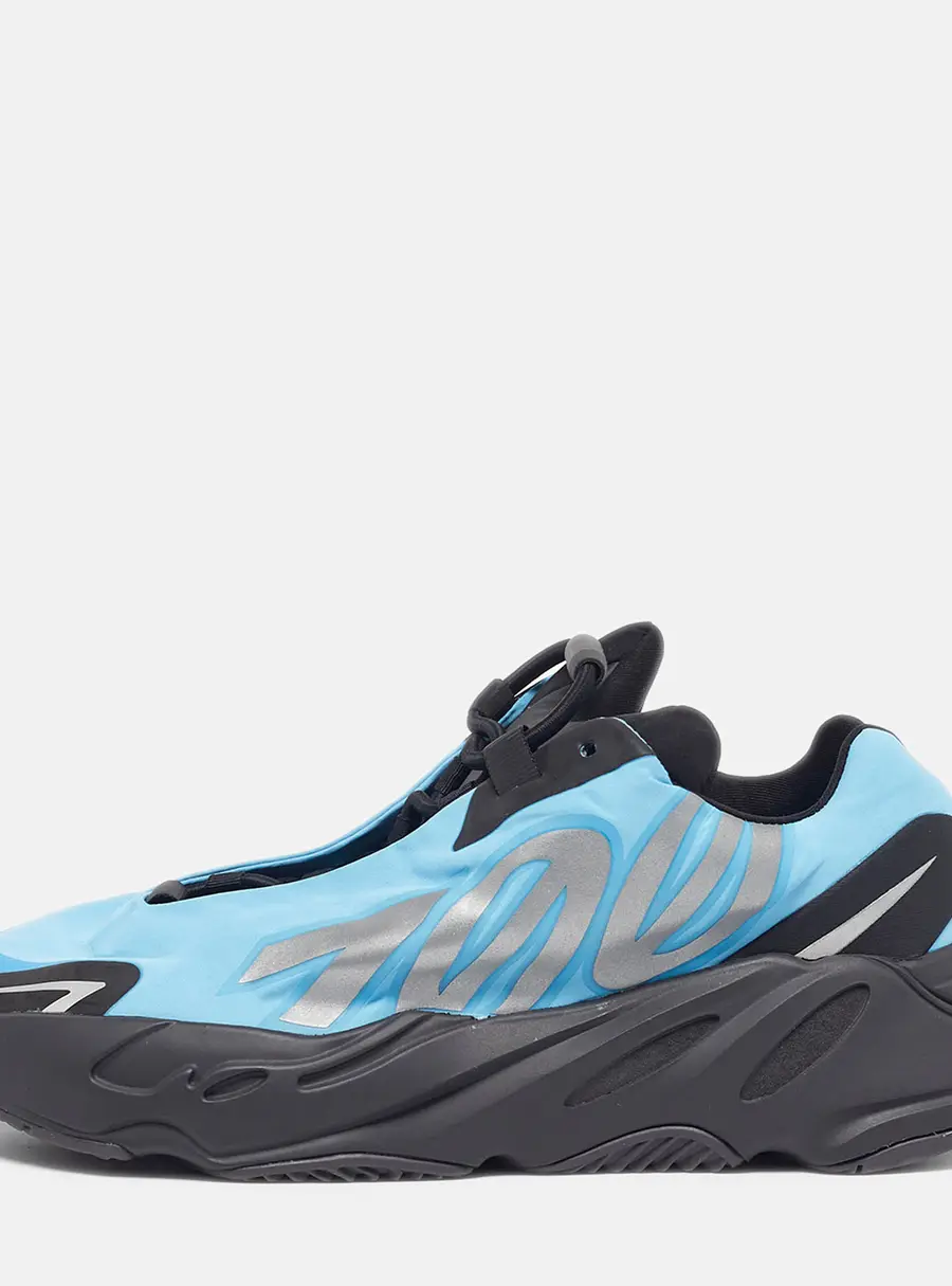 Yeezy x Adidas Boost 700 MNVN Size 41.5 Blue Nylon Bright Cyan Low Top Sneakers