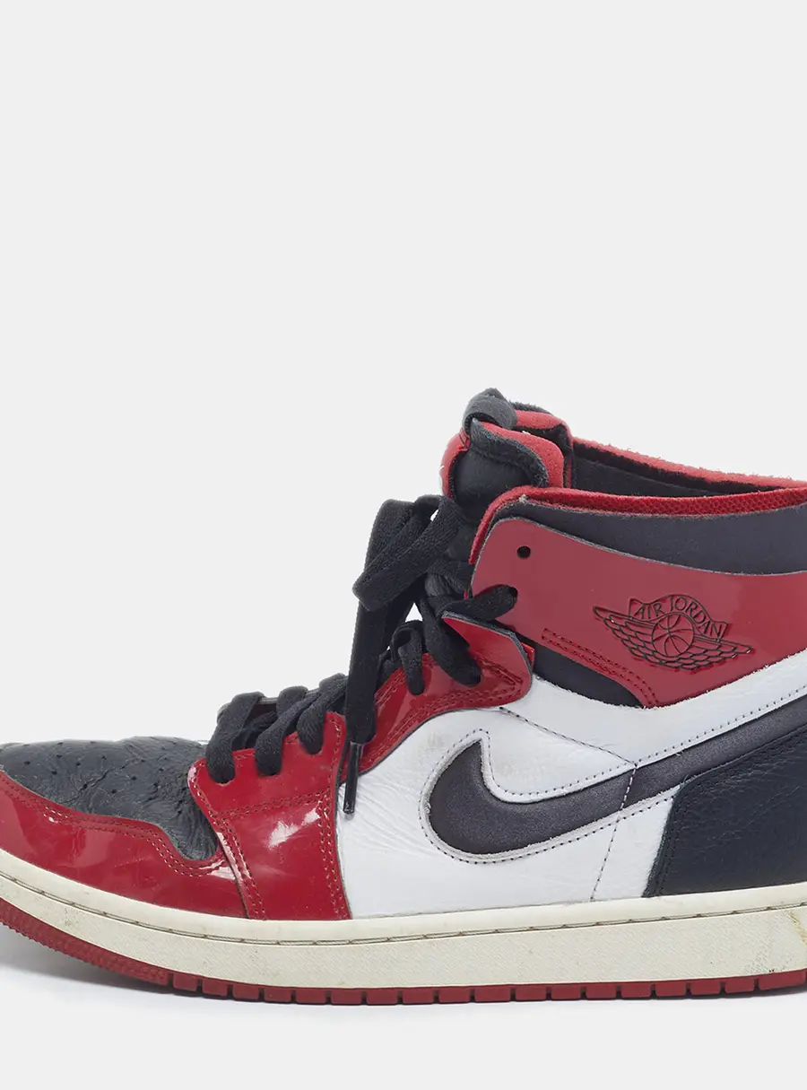 Air Jordan 1 High Zoom Air CMFT Size 41 Tricolor Leather and Patent High Top Sneakers