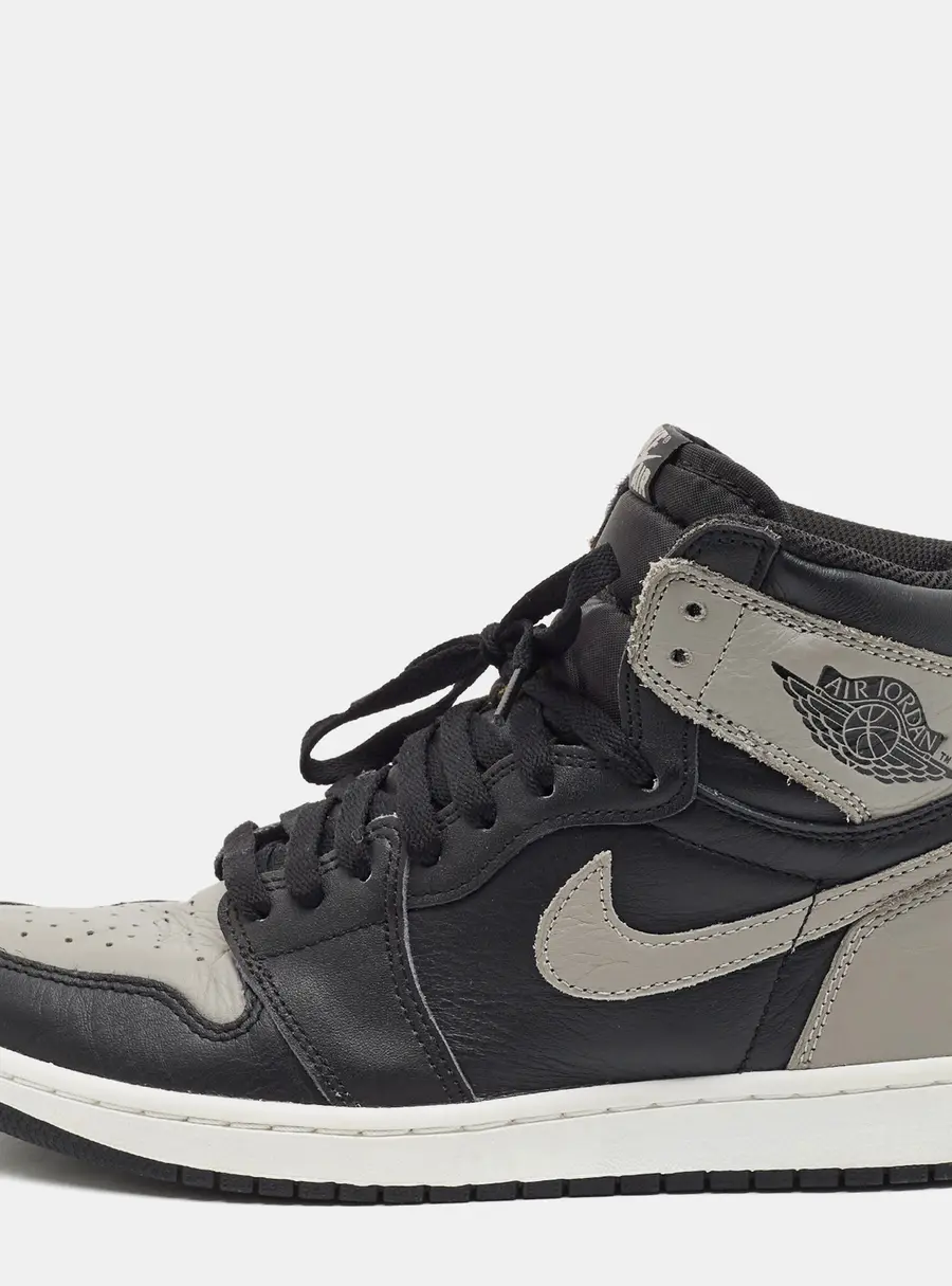 Air Jordans Jordan 1 Retro Shadow Size 42.5 Black/Grey Leather High Top Sneakers