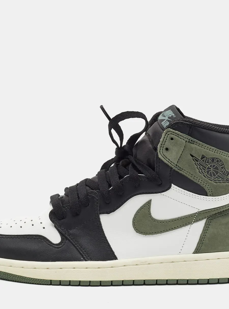 Air Jordans Jordan 1 Retro Clay Green Size 42.5 Multicolor Leather and Suede High Top Sneakers