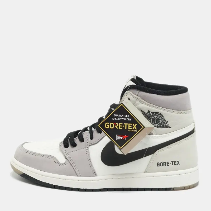 Air Jordans Jordan 1 Retro Element Gore-Tex Light Bone Size 44.5 Multicolor Nubuck Leather and Fabric High Top Sneakers